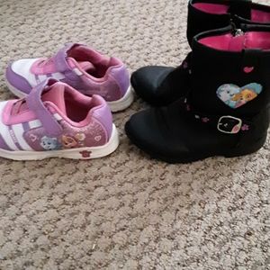 Girls shoes size 9